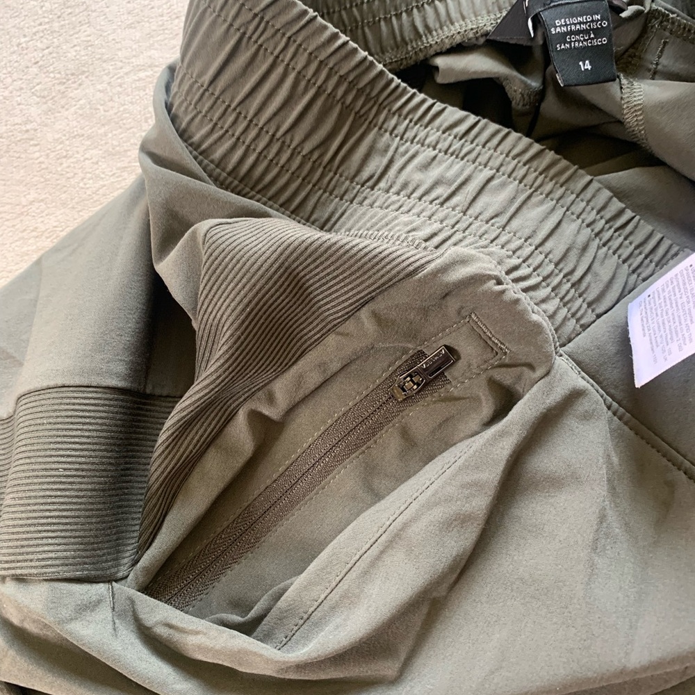 Athleta Plus size 14 The Brooklyn Jogger Pants in Dark Green - Picture 5 of 11